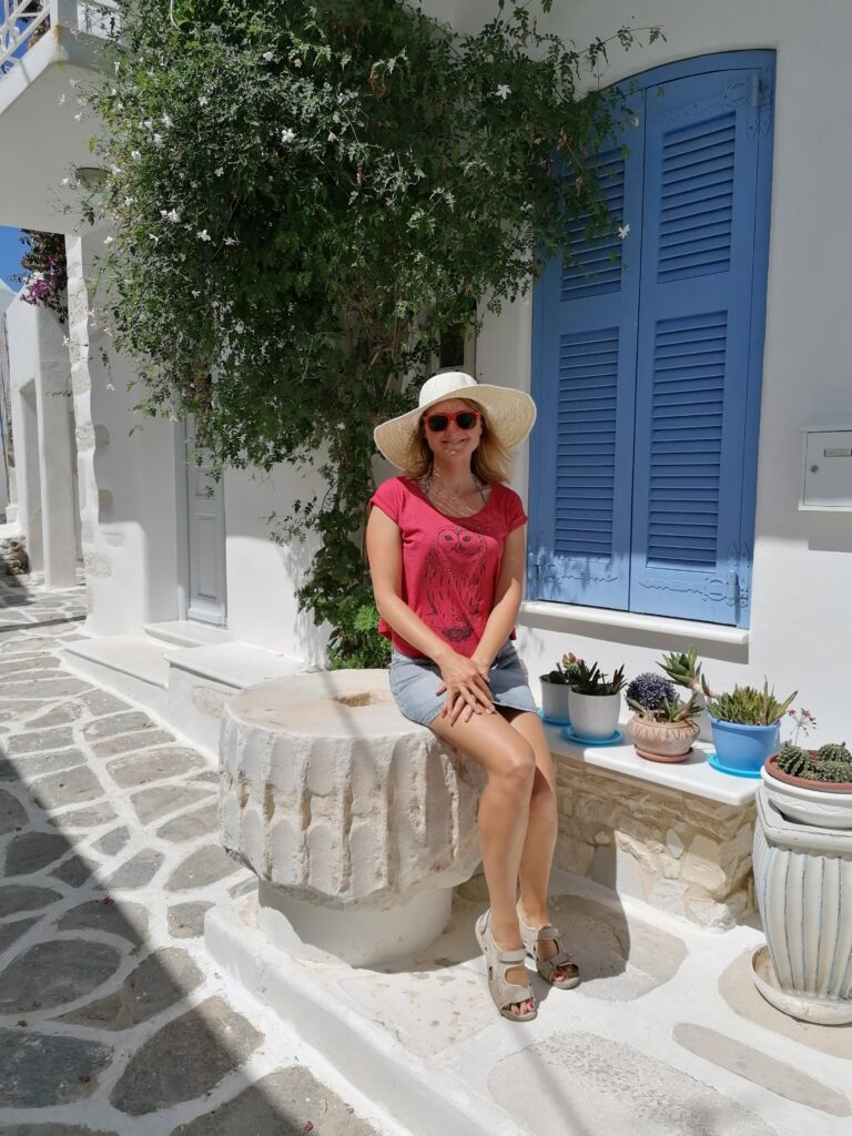 what to do on paros picturesque
