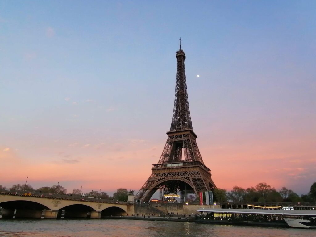 romantic things to do in Paris